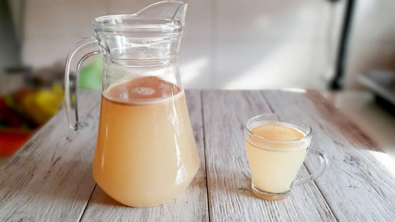 Energiespendendes Getränk mit Ingwer, inaktiver Hefe und Zitrone, foto 9