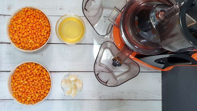 Sanddornsaft mit Zitrone und Honig, foto 2