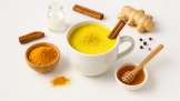 Goldene Milch